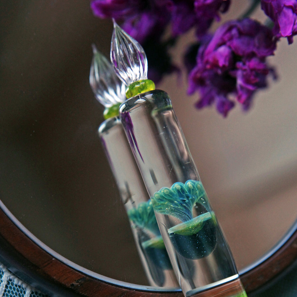 SeventyTwo "Deep Sea Dream" Hand-Blown Jellyfish Glass Pen(Flash Point Blue Jellyfish)