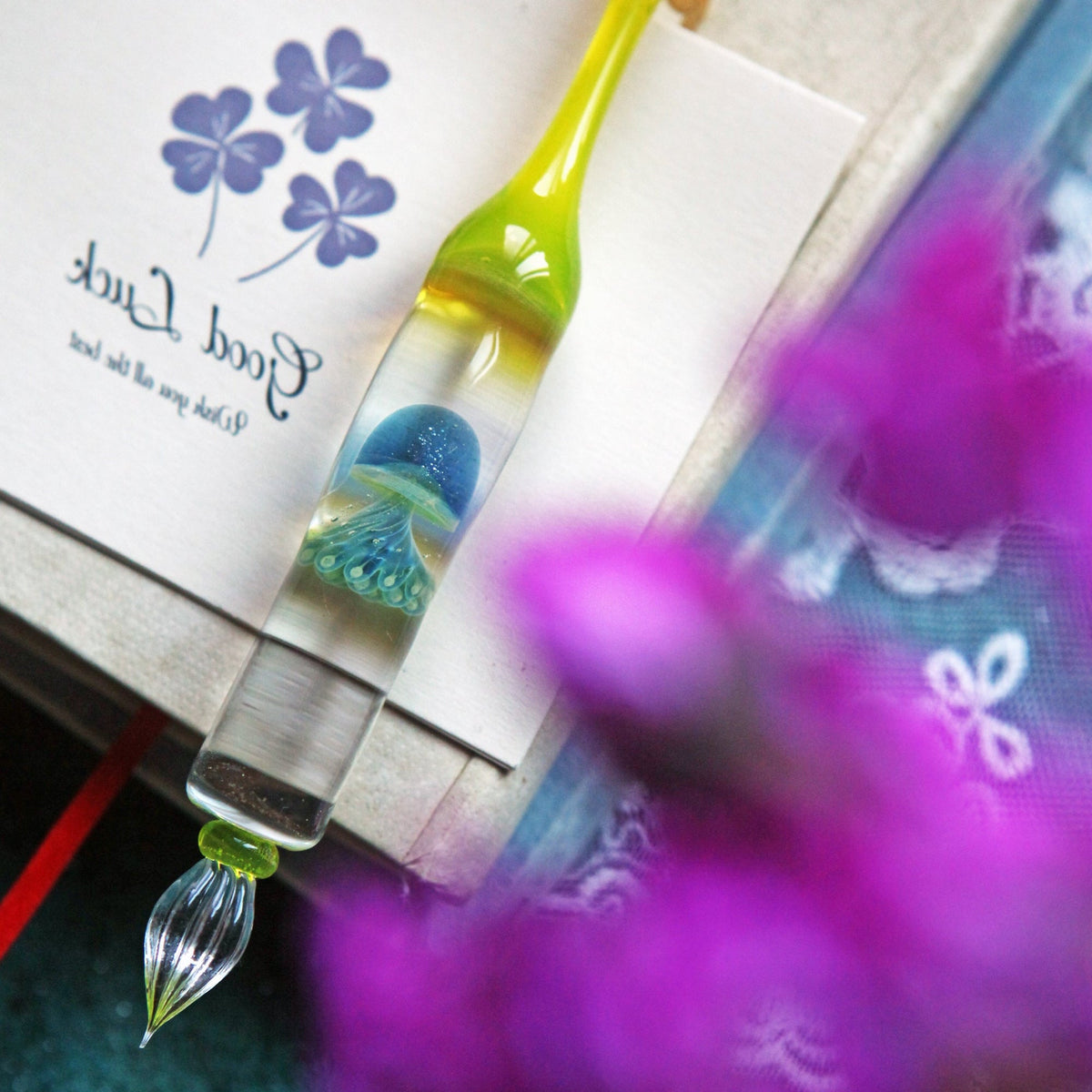 SeventyTwo "Deep Sea Dream" Hand-Blown Jellyfish Glass Pen(Flash Point Blue Jellyfish) - SeventyTwo