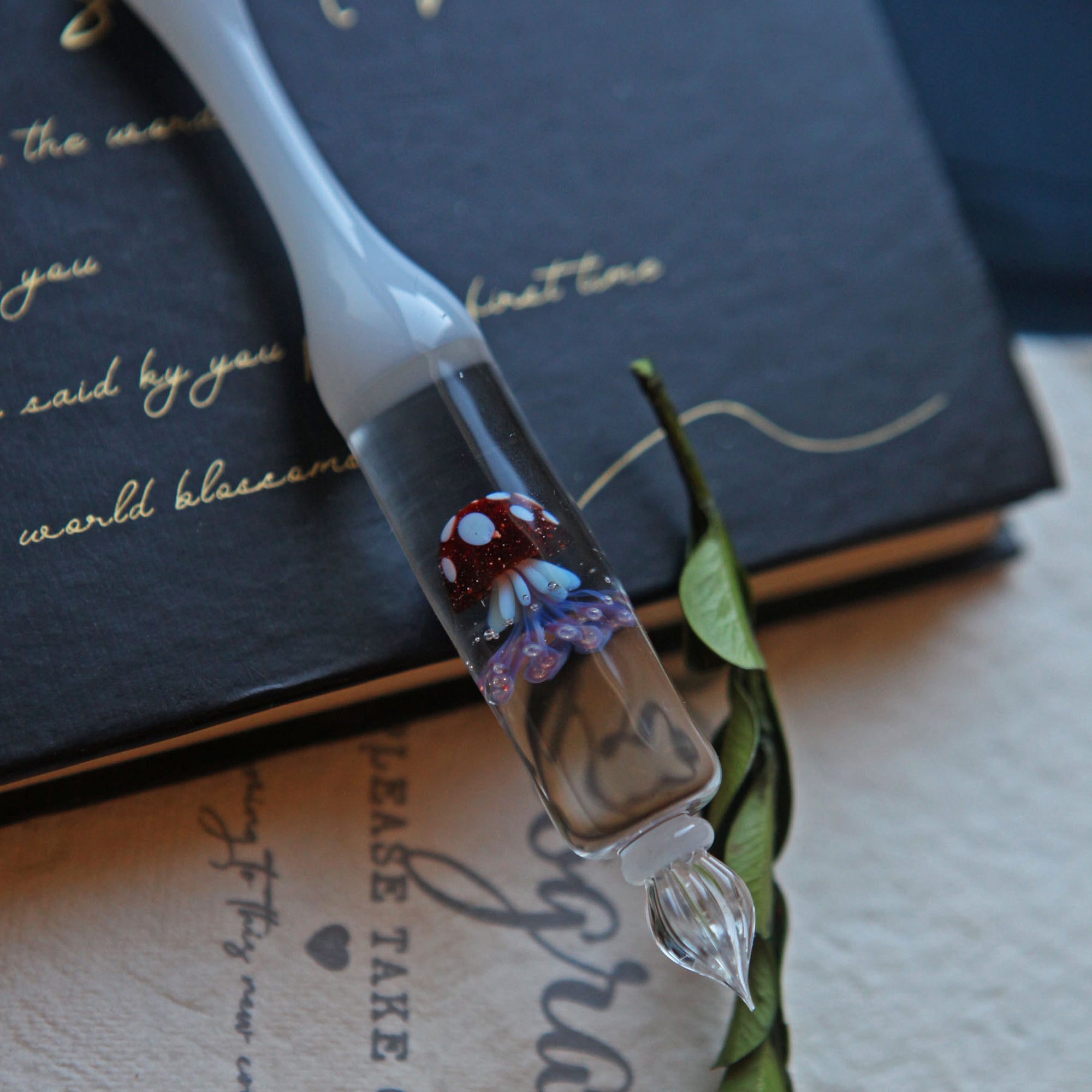SeventyTwo "Deep Sea Dream" Hand - Blown Jellyfish Glass Pen(White - Red Jellyfish) - SeventyTwo