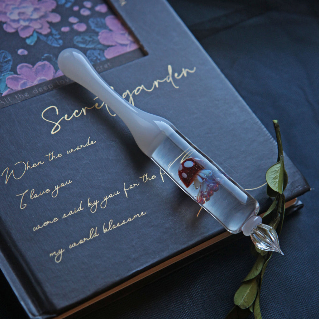 SeventyTwo "Deep Sea Dream" Hand - Blown Jellyfish Glass Pen(White - Red Jellyfish) - SeventyTwo