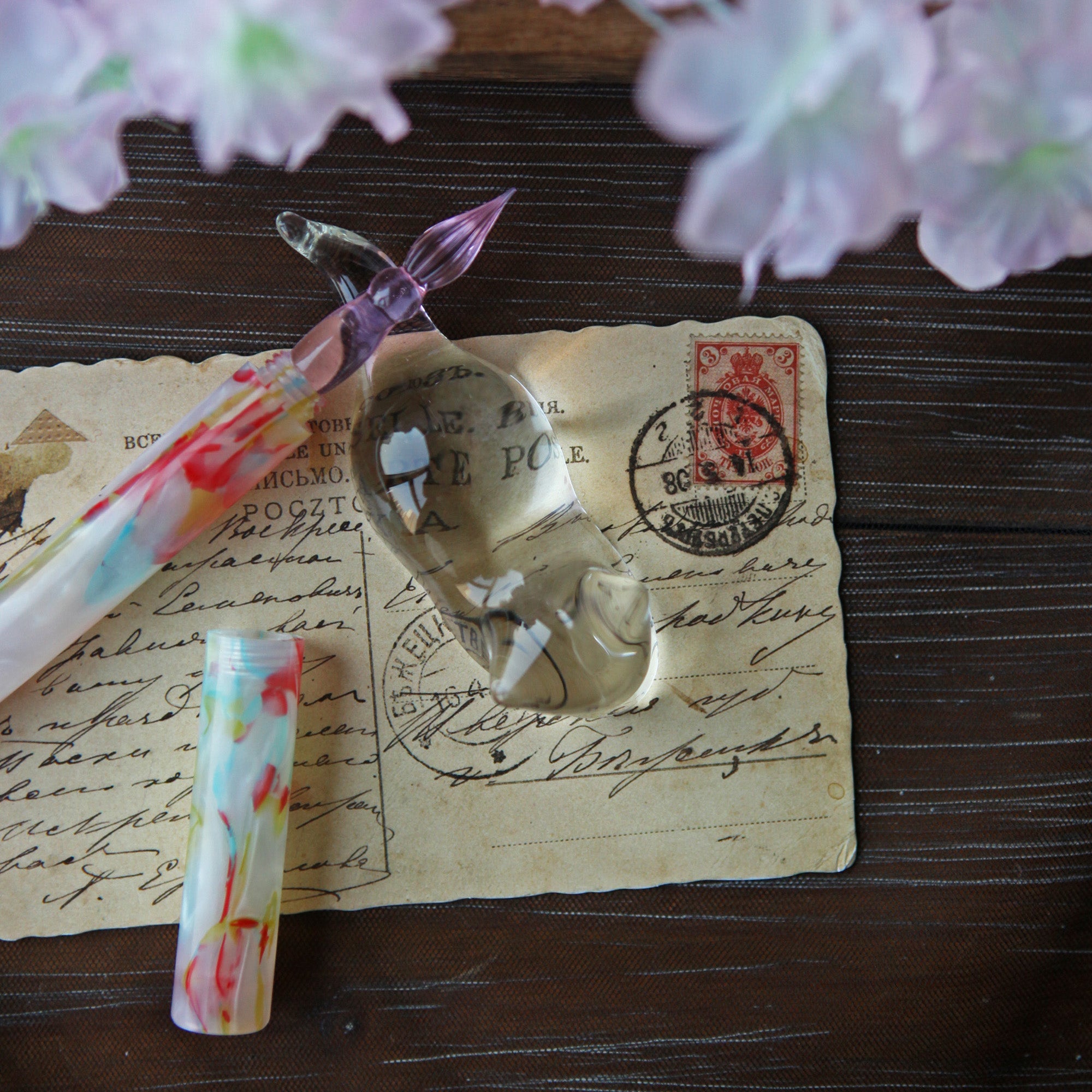 SeventyTwo Glass Pen Support, Kitten Style, Decorative Pen Rest for Writing Desk - SeventyTwo